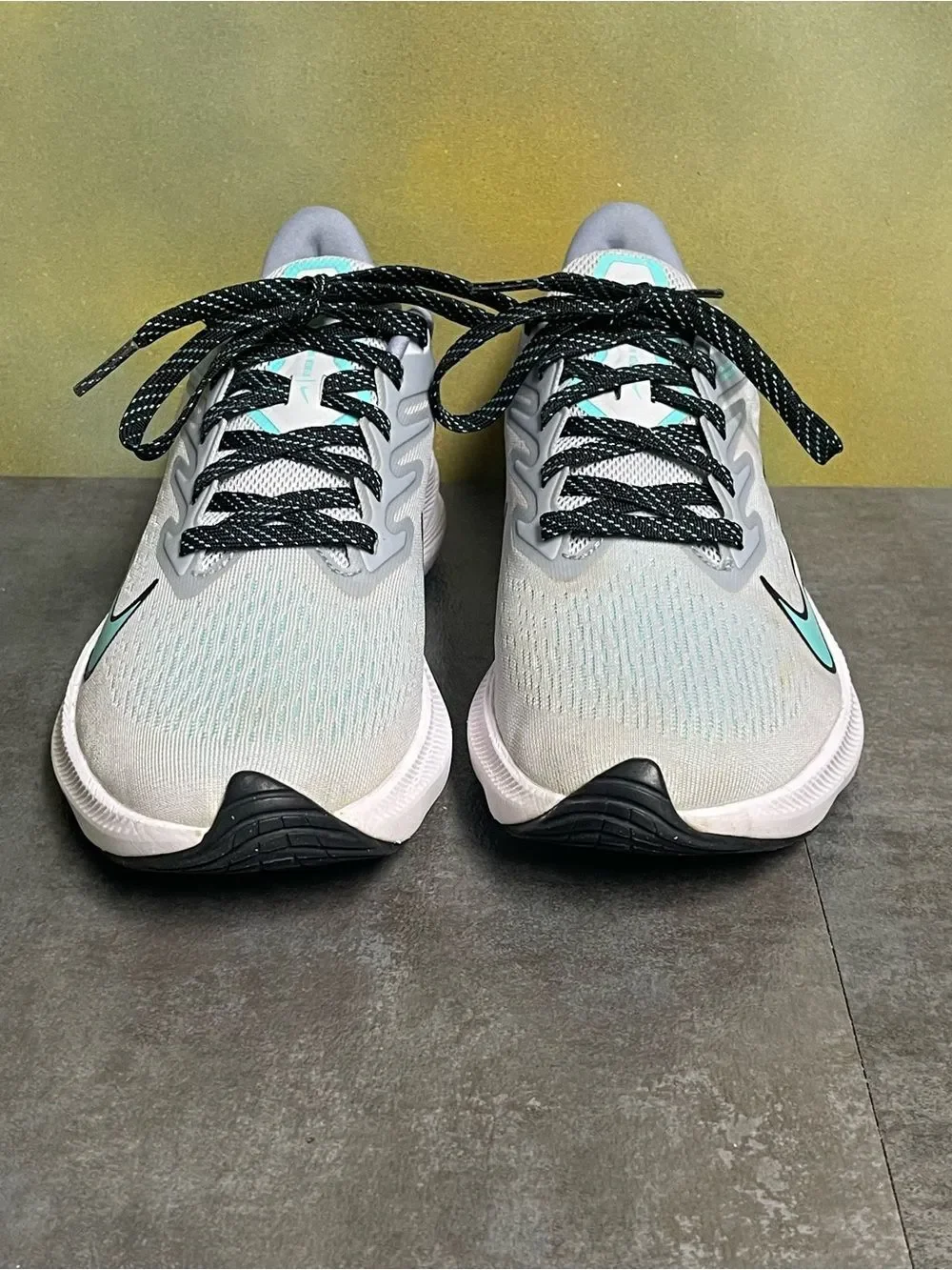 Nike Zoom Winflo 7 Women's Running Shoes Sky Grey/Teal/White Size 7.5